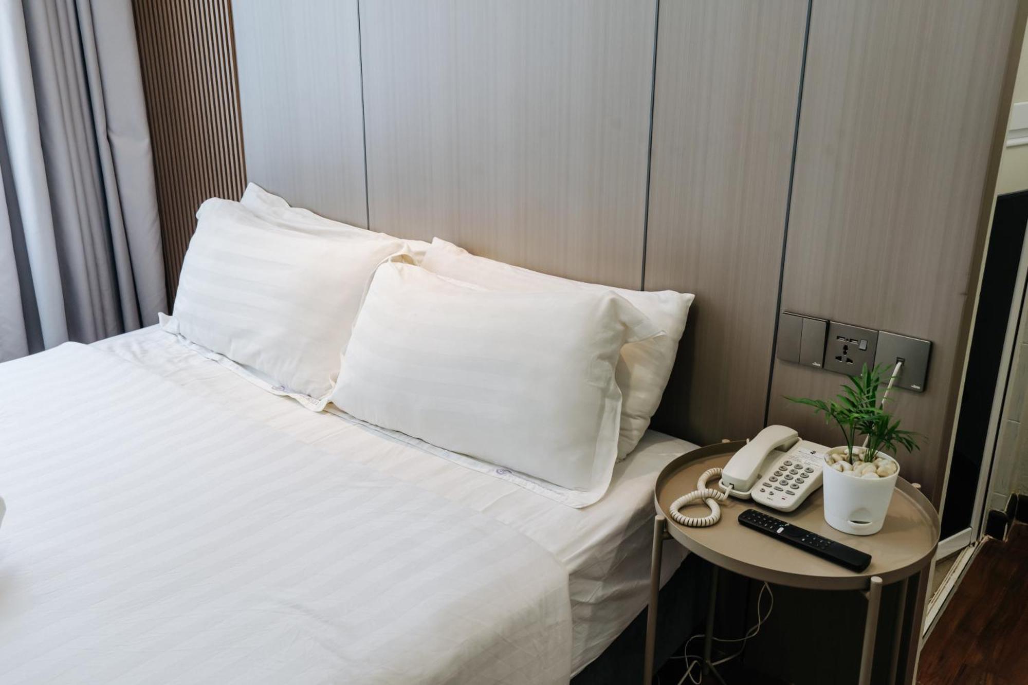 Wangs Hotel Gurney Drive George Town Esterno foto