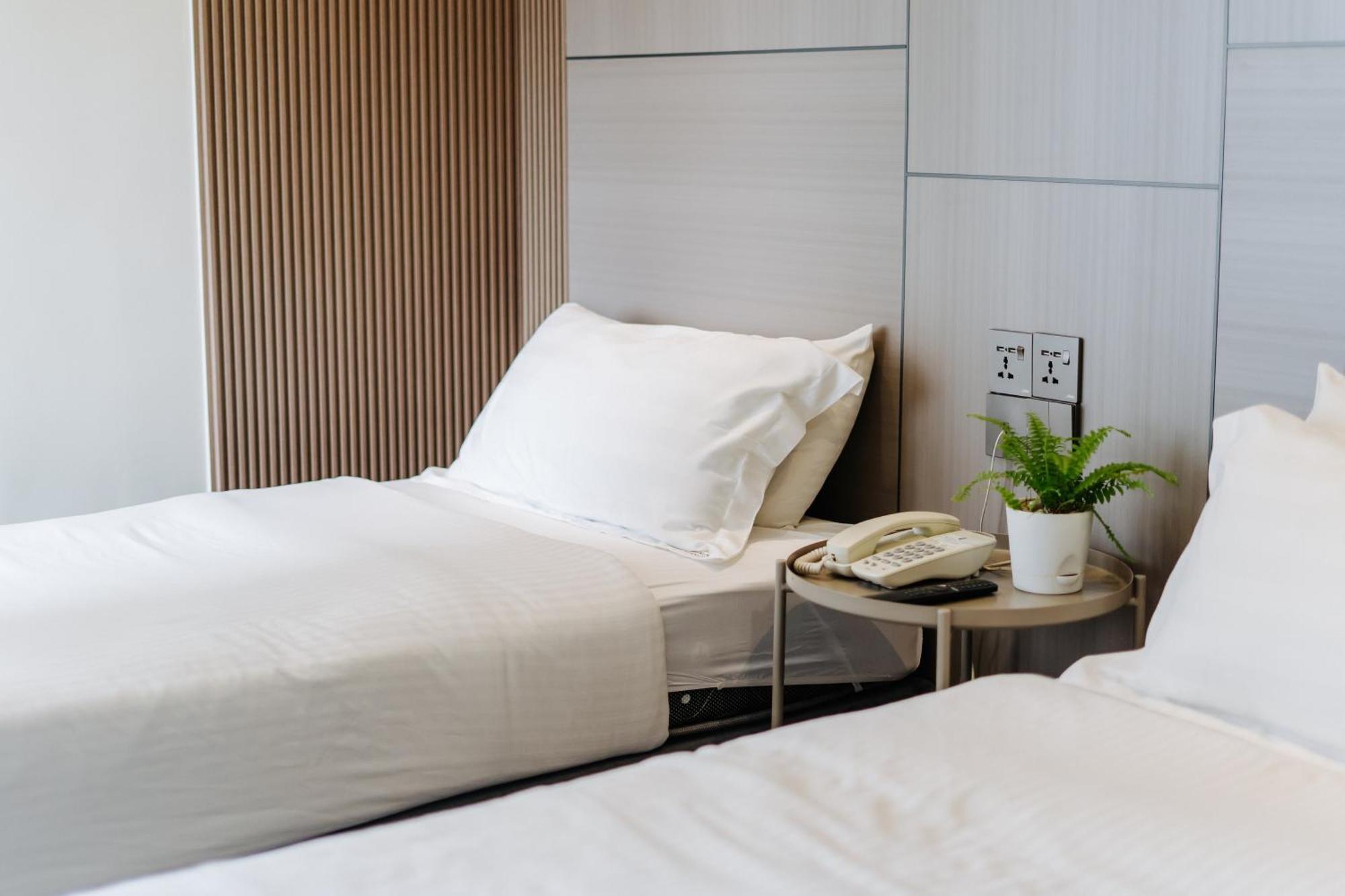 Wangs Hotel Gurney Drive George Town Esterno foto