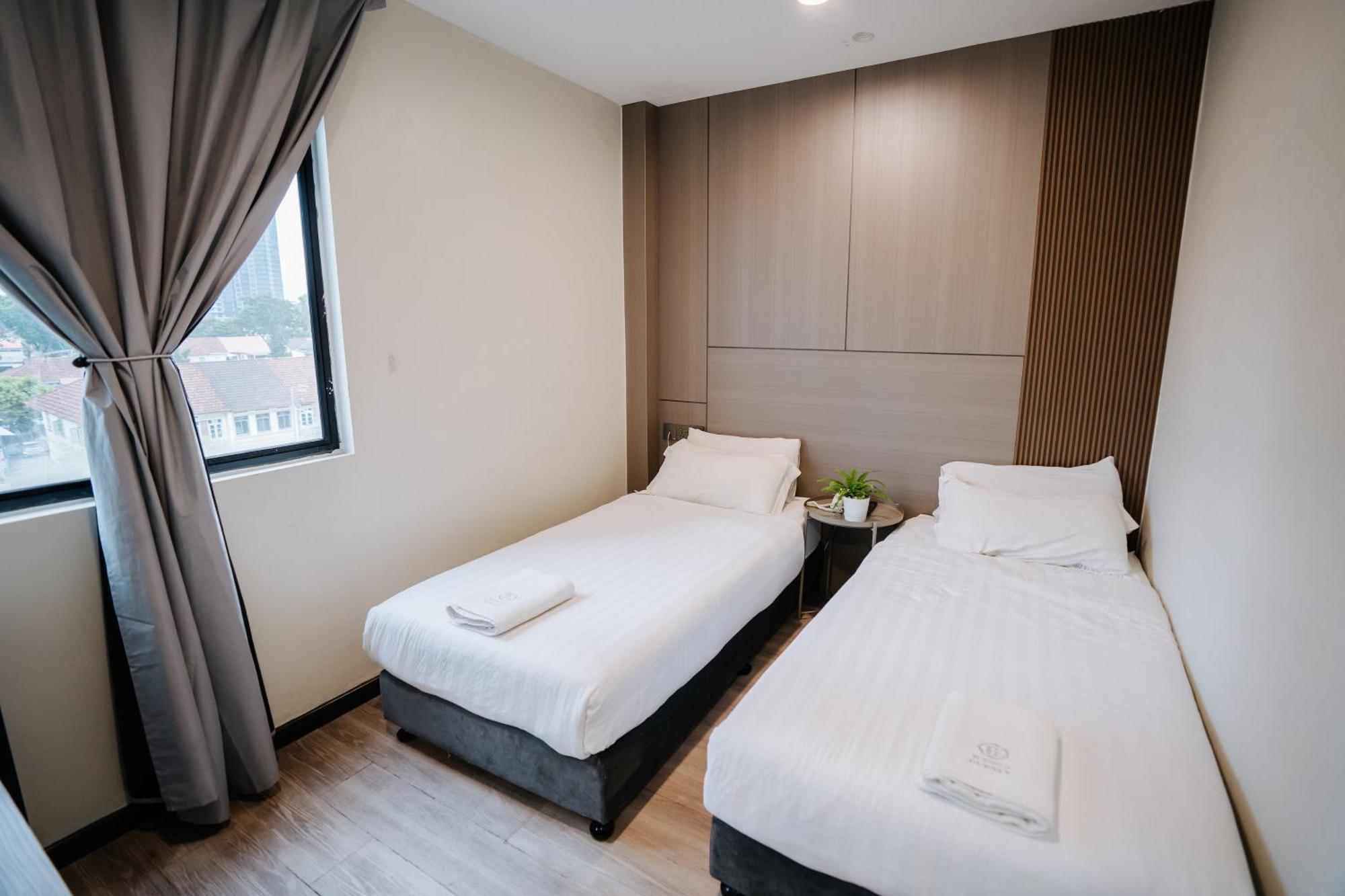 Wangs Hotel Gurney Drive George Town Esterno foto